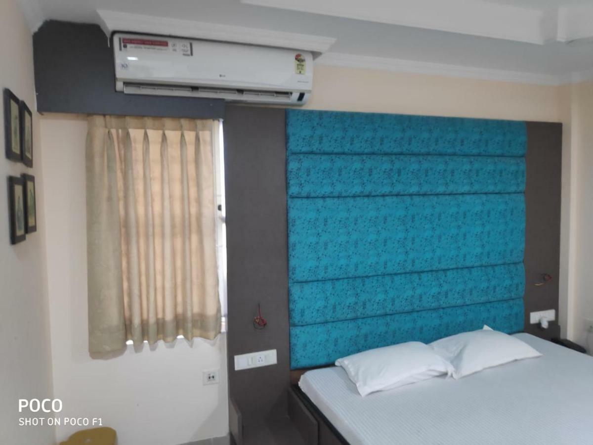 Saraswati Retreat Hotel Bhuvanesvar Kültér fotó